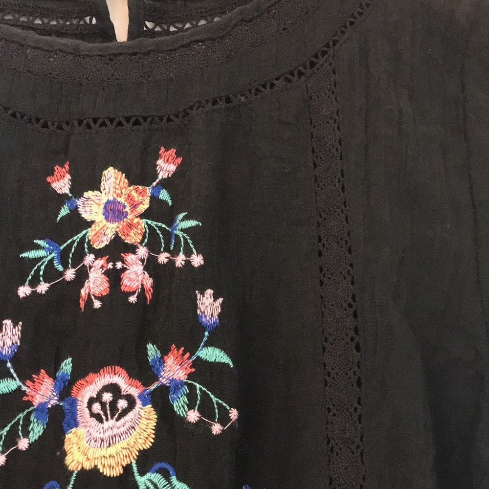 Top - Picture 6 of 8